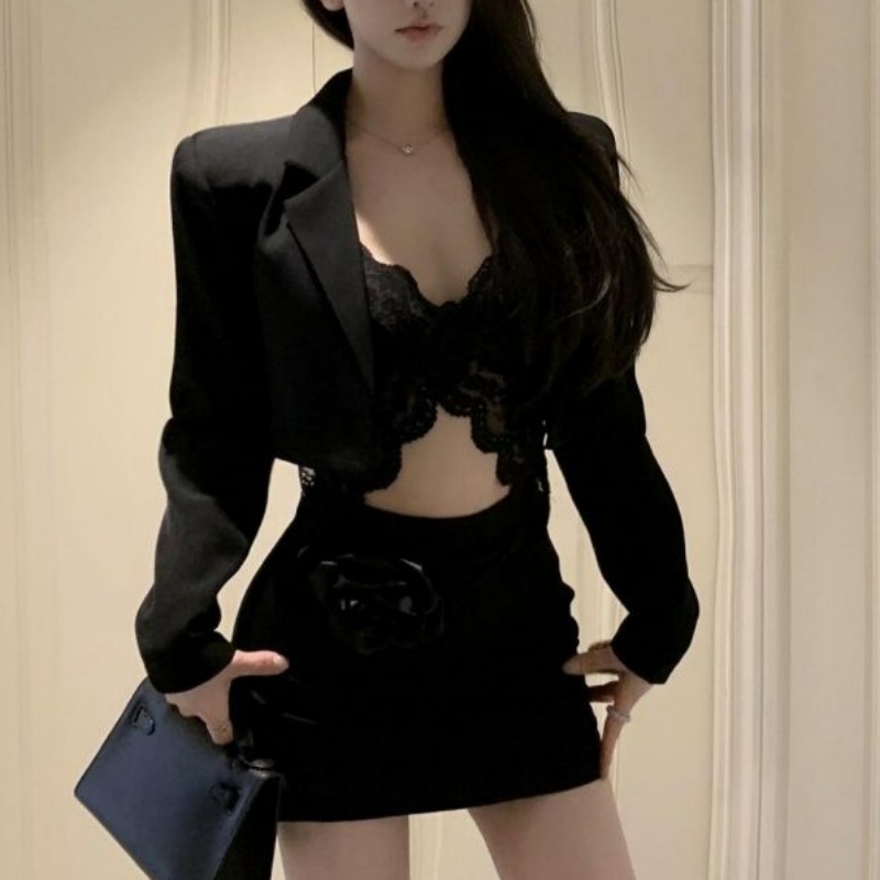 ブラックスプリングブレザーレースブラレットとミニスカートセッ - Lace Bralette Set のレビューと価格