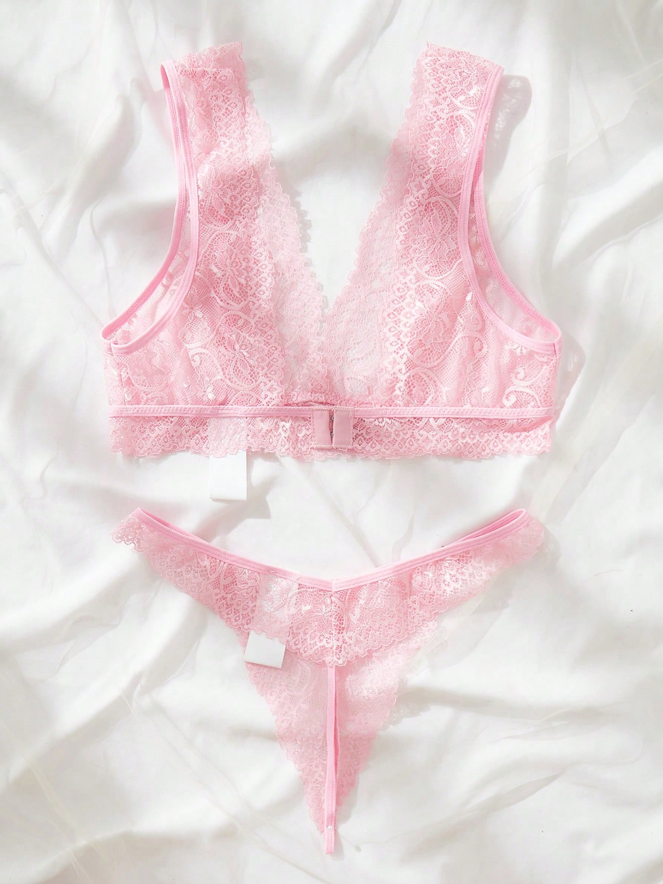 ピンクのレースランジェリーセット、透け感のある花柄ブラレット - Lace Bralette Set のレビューと価格